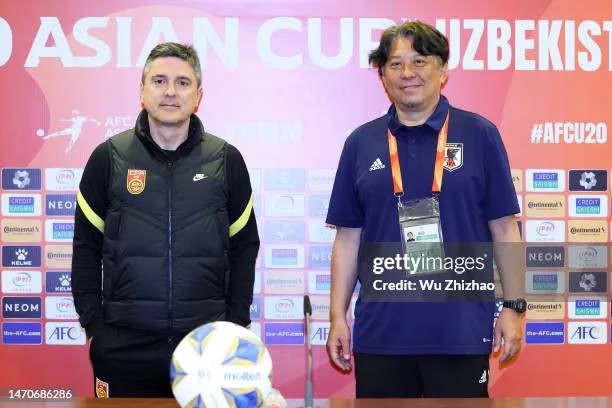 Huấn luyện viên U23 Trung Quốc là người nước nào